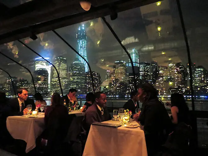 Bateaux New York Cruise med middag - Udsigt