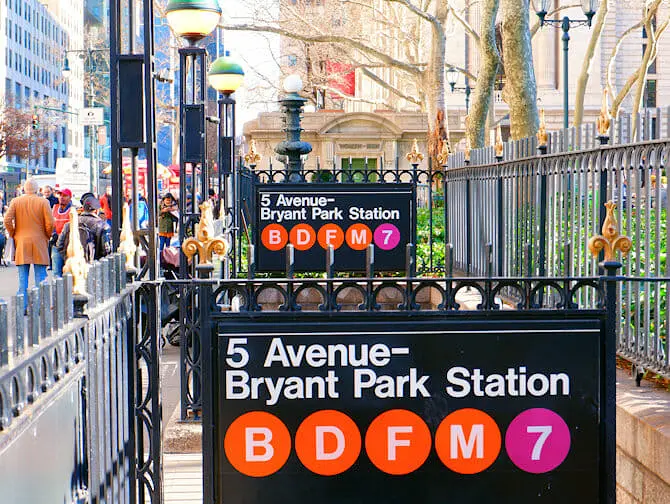 Subway i New York - Indgang