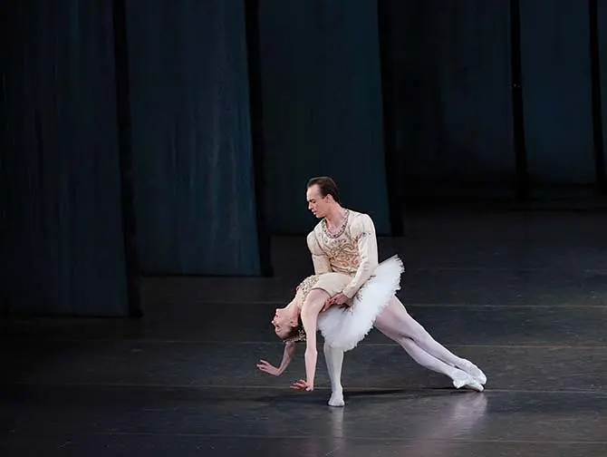 Billetter til ballet i New York - Jewels