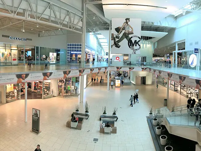 The Mills at Jersey Gardens - Shoppingcenter
