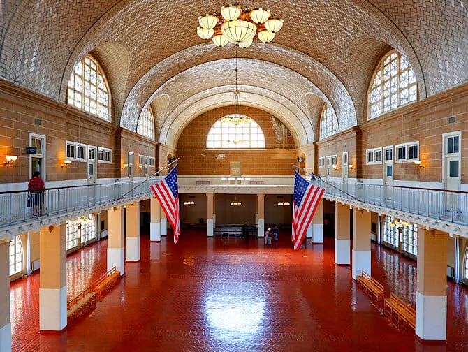 Ellis Island - Registreringsrum