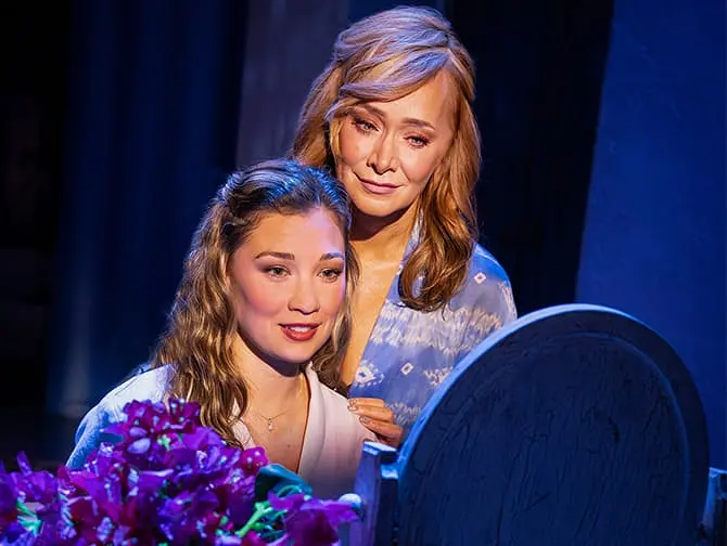 Mamma Mia på Broadway - Donna og Sophie