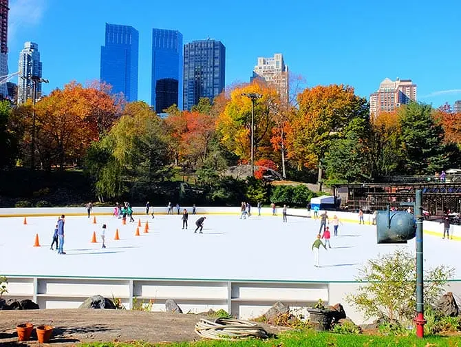 Guidet tur til filmlokationer i Central Park - Wollman Rink