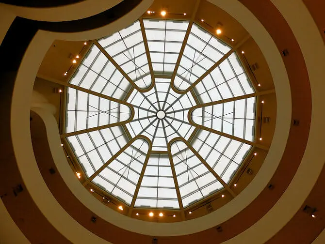 Guggenheim Museum i New York - Indefra