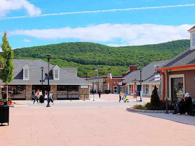 Woodbury Common Premium Outlet Center i New York - Plads