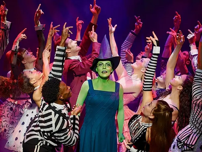 Wicked Broadway billetter - Elphaba og ensemble