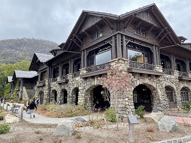 Dagstur til Bear Mountain i New York - Bear Mountain Inn