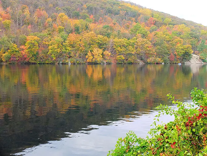 Dagstur til Bear Mountain i New York - Efterårsfarver
