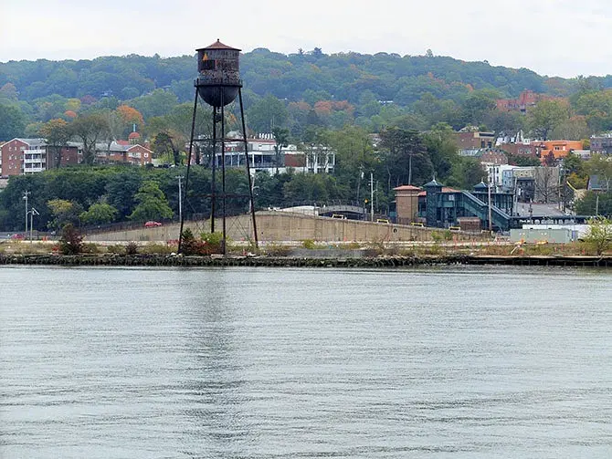 Dagstur til Bear Mountain i New York - Vandtårn