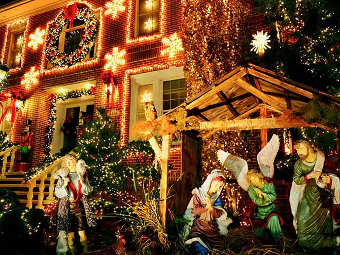 Dyker Heights Christmas Lights - Krybbespil