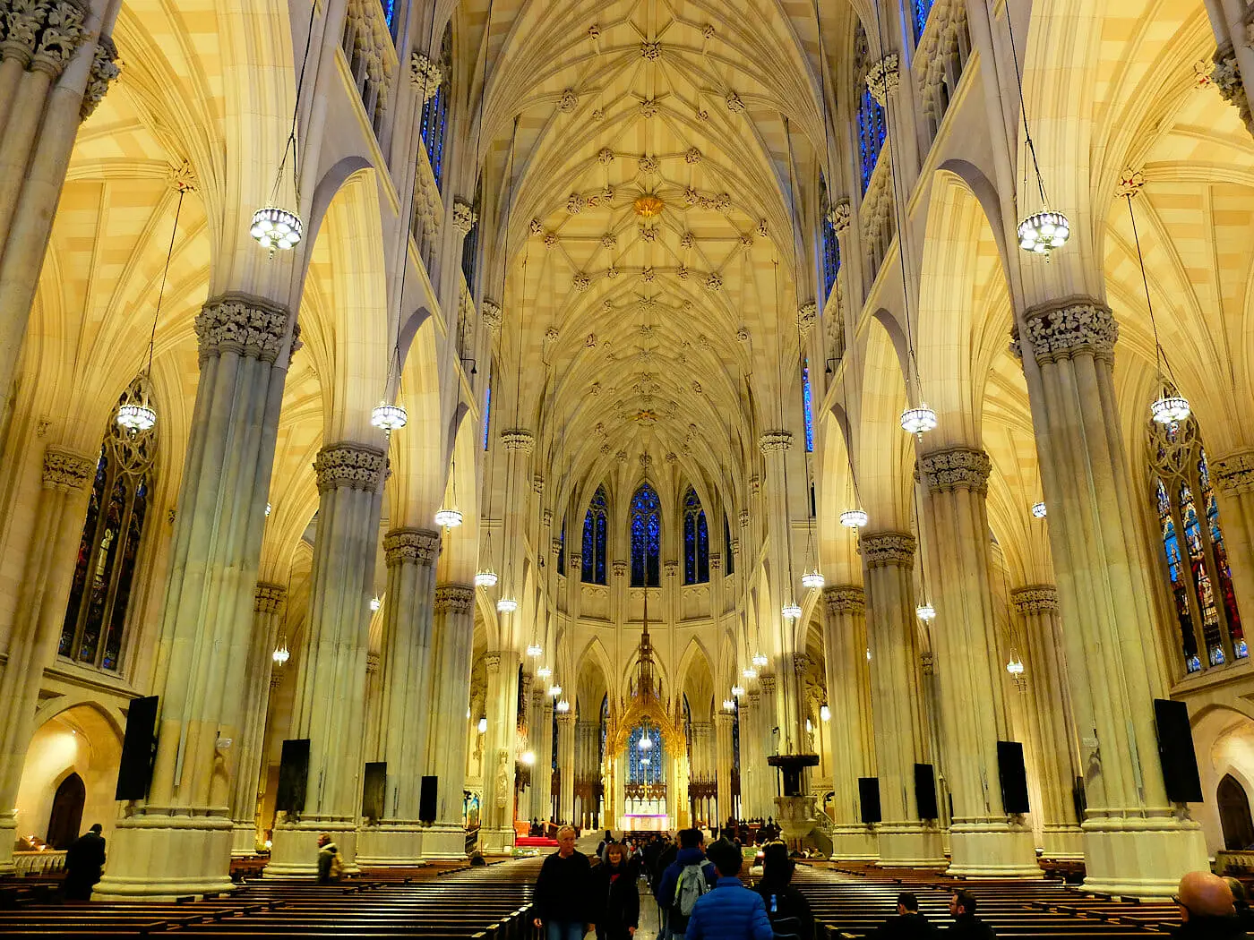 St. Patrick's Cathedral i New York - Imponerende arkitektur