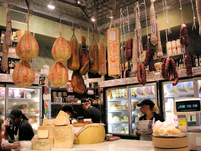 Chinatown og Little Italy Food Tour - Italienske oste