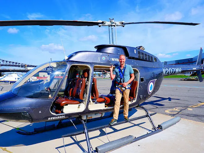 Helikoptertur uden døre i New York - Selfie