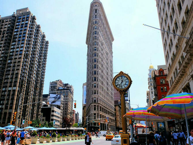 Flatiron Building i New York - Uret ved Flatiron Building