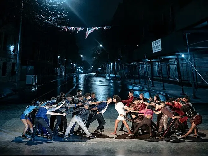 West Side Story Broadway billetter - Kamp mellem familier