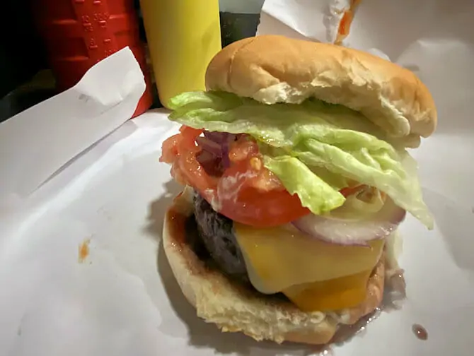 Bedste burger i New York - Burger Joint burger