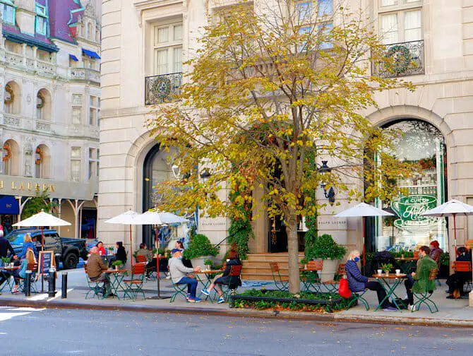 Upper East Side Shopping in New York - atmosfære