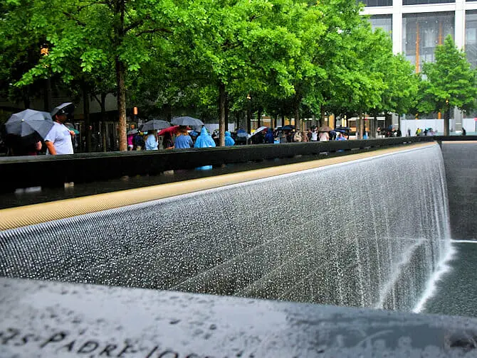 Regn i New York - 9/11 Memorial