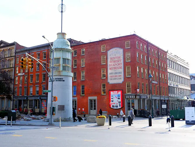 Hvad skal man se i South Street Seaport - Museum