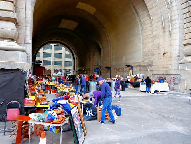 Loppemarkeder i New York - Dumbo Flea Market