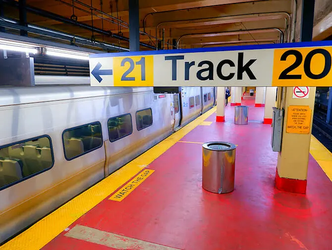 LIRR - Perron