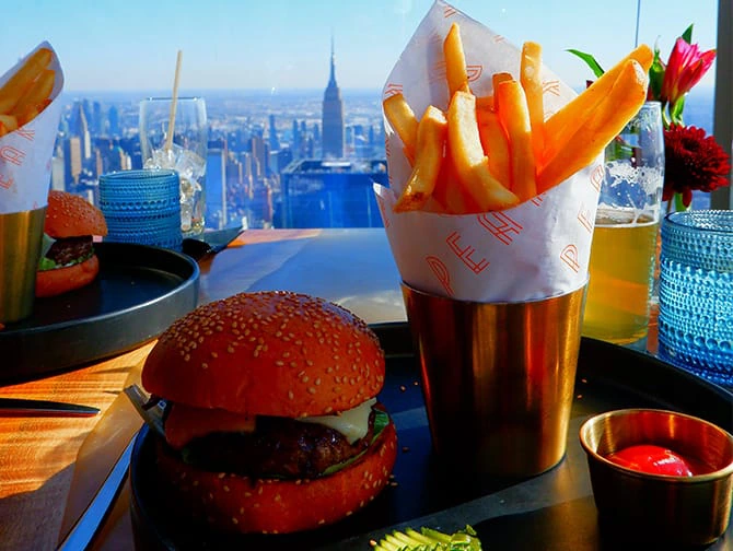 Bedste burger i New York - Peak burger