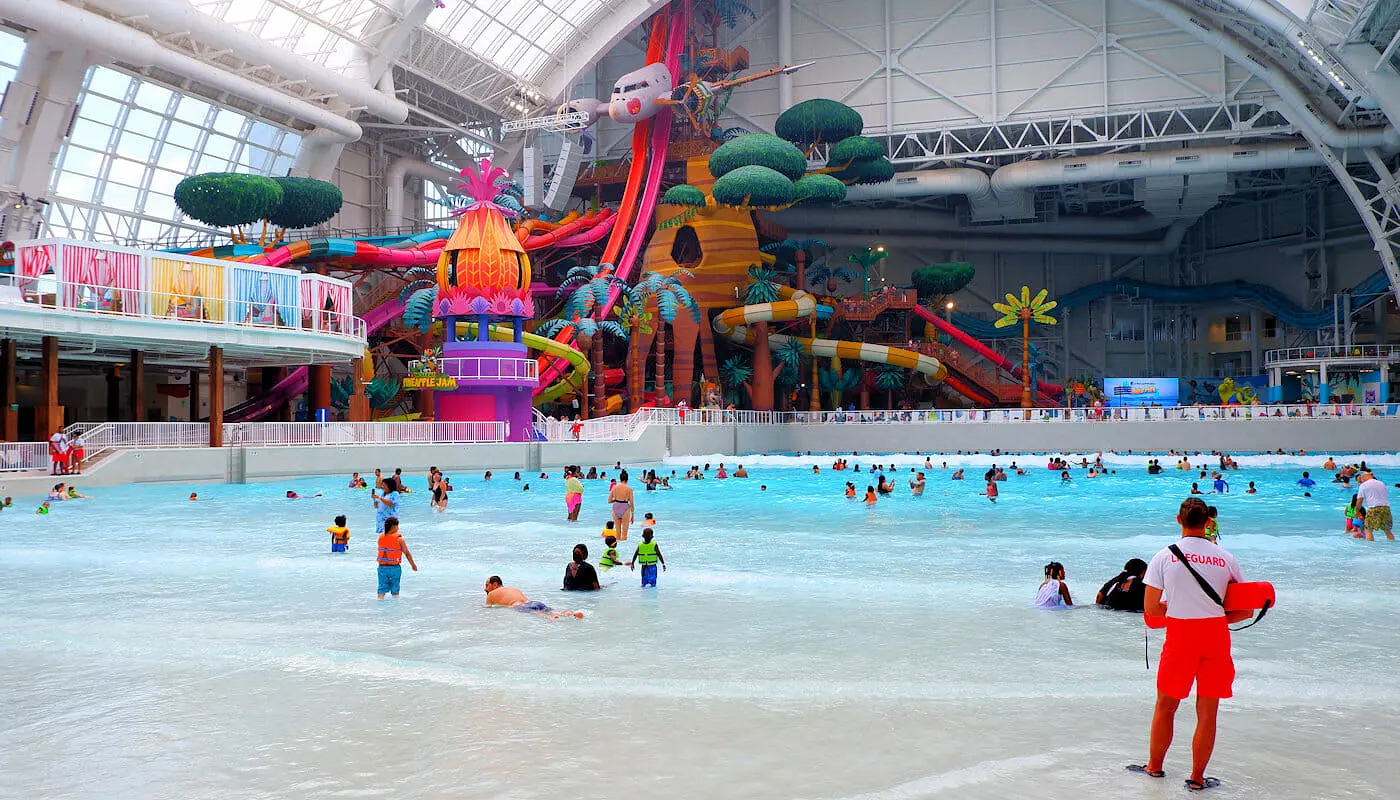 DreamWorks Water Park tæt på New York - Pool