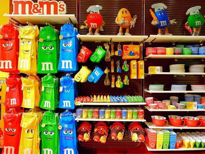 Leget&oslash;jsbutikker i New York - MMs Store