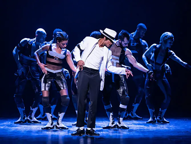 MJ The Michael Jackson Musical Broadway billetter - MJ og castet
