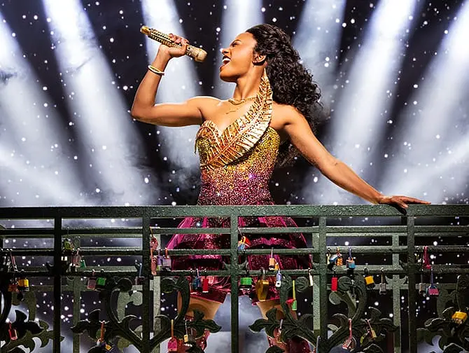 Juliet on Broadway Billetter - Synger 