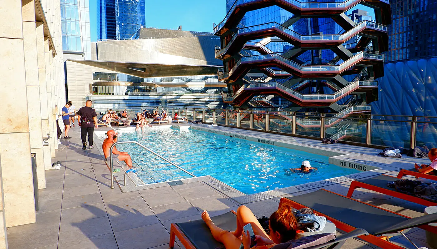 Hoteller med pools i New York - Equinox Hotel