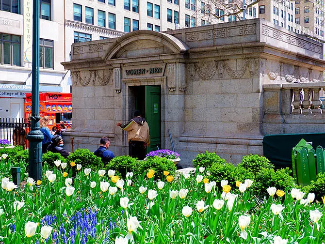 Offentlige toilletter i New York - Parker