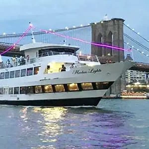 Nytårsaften cruises i New York - Harbor Lights NYC