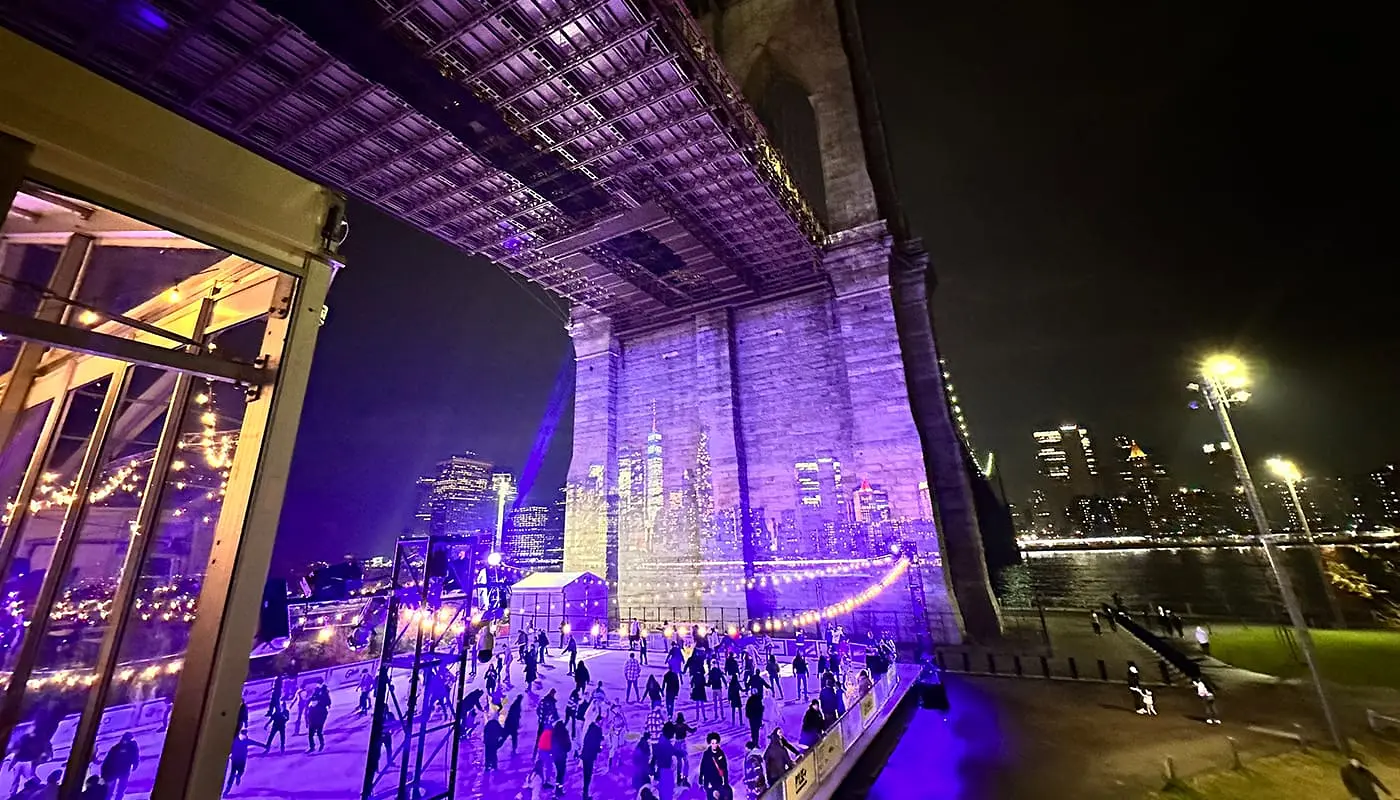 Løbe på skøjter i New York - Brooklyn Bridge Park