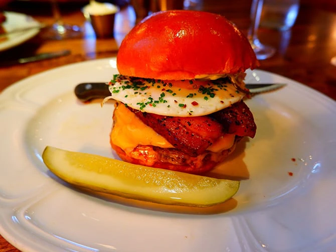 Bedste burger i New York - Au Cheval burger