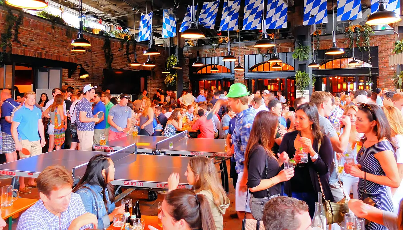 Bedste bryggerier i New York - The Standard Biergarten