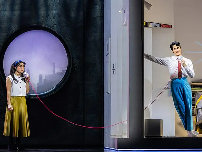 Maybe Happy Ending Broadway billetter - Robot