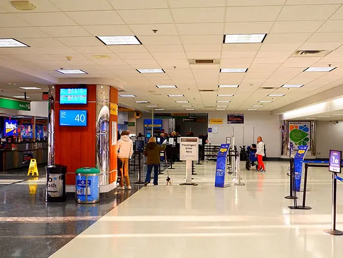 New York Stewart International Airport (SWF) - Airport