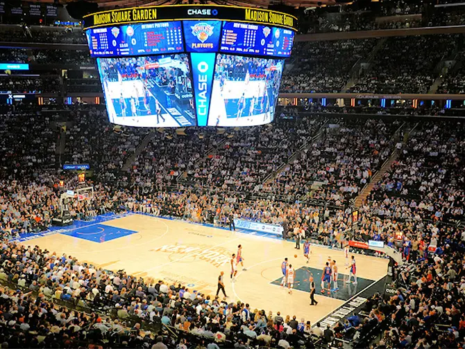 New York Knicks billetter - Kamp i Madison Square Garden