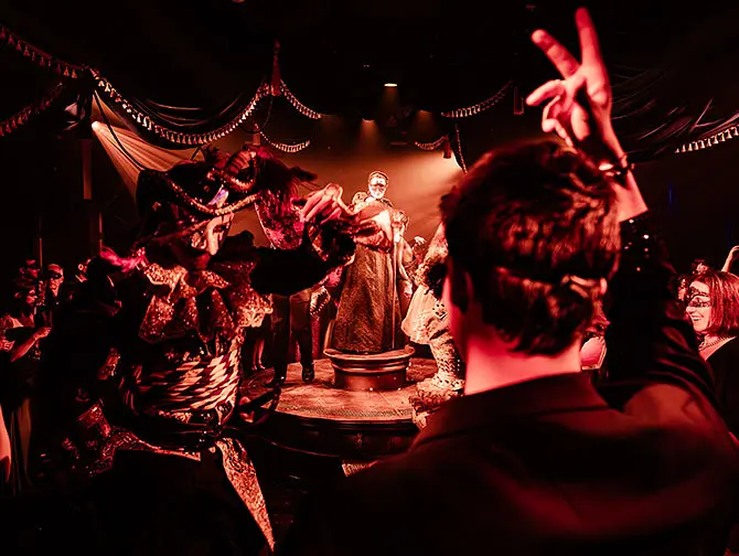 Masquerade Broadway billetter - En gåtur gennem Broadway-showet